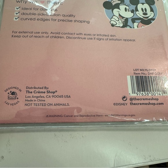 NIP The Creme Shop Smoothing Nail File Set - Disney - Picture 7 of 9